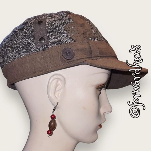 Bundle 3 for $15 NWOT Handmade Football Theme Dangle Earrings - Picture 3 of 8